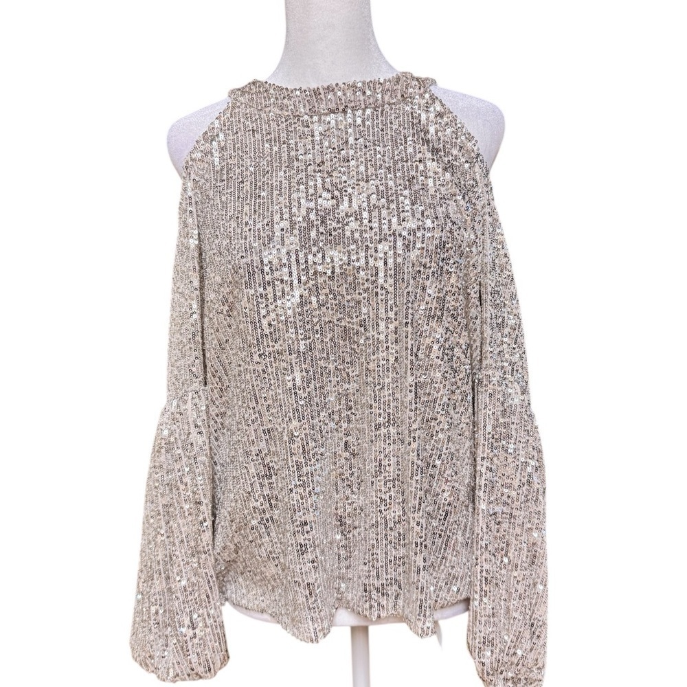 CeCe Sequin Top NWT M Champagne Silver Cold Shoulder Holiday Party Blouse